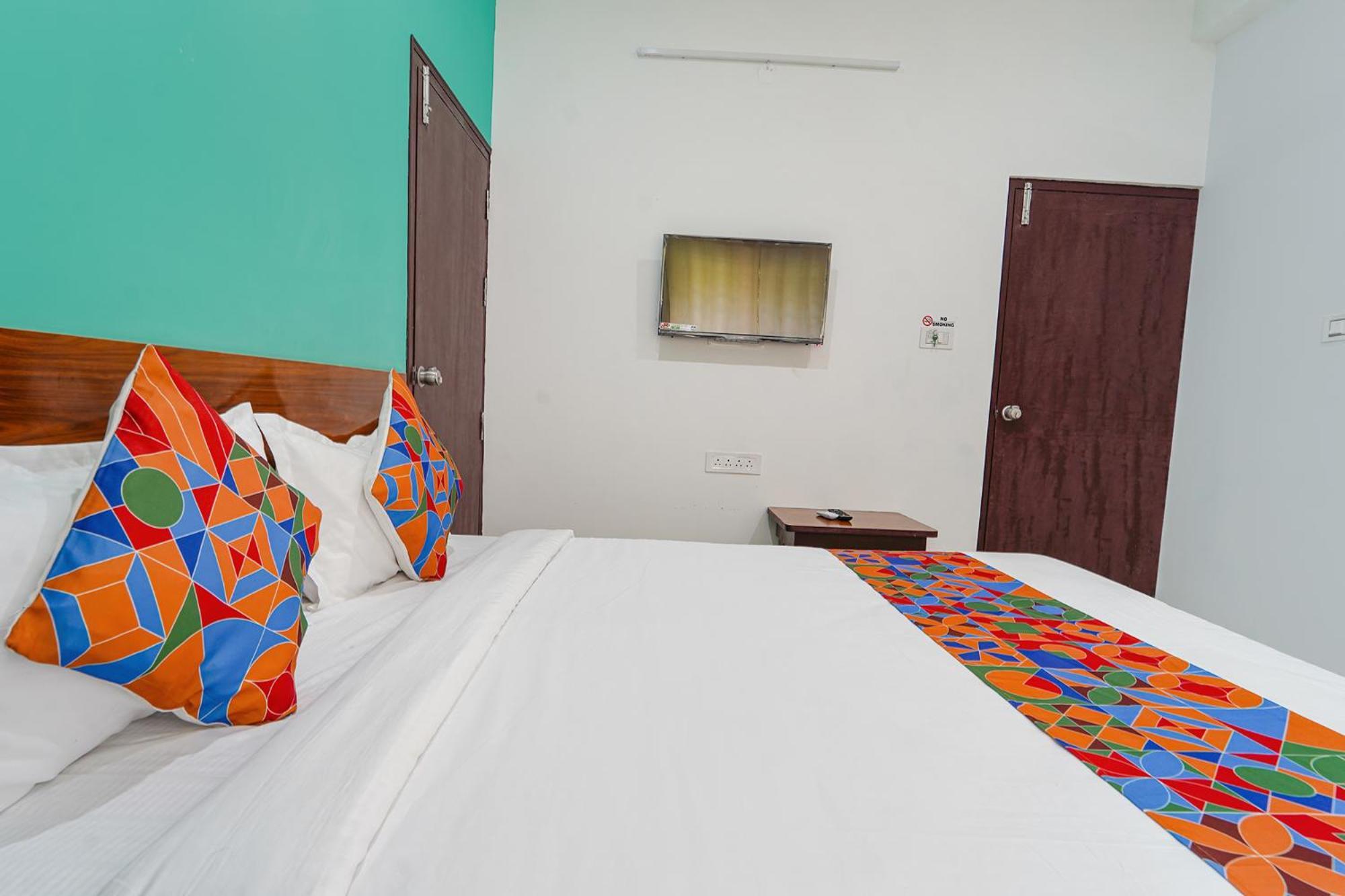 Fabhotel Metro Suites - Nr Esi Hospital Bangalore Eksteriør bilde