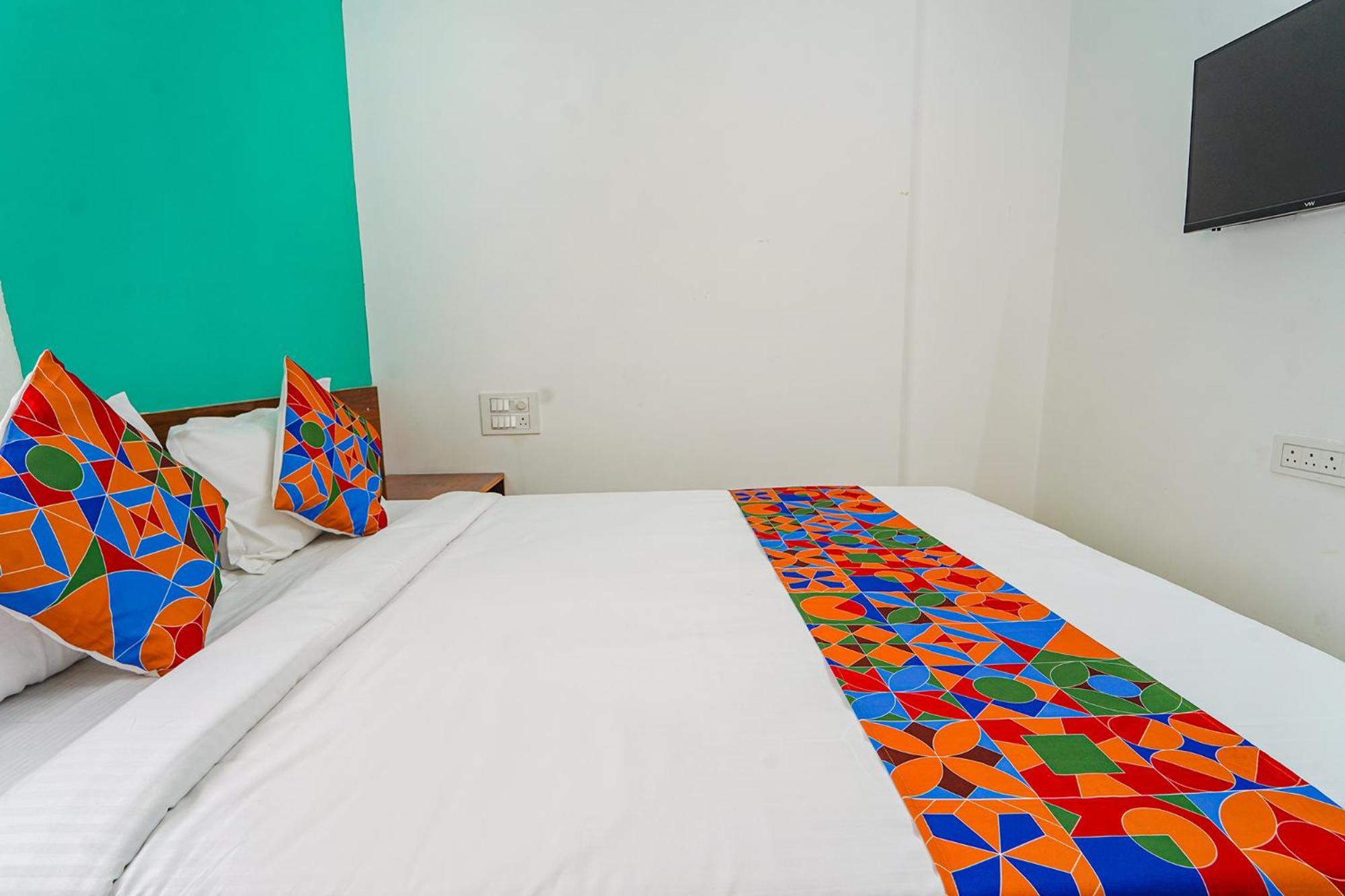 Fabhotel Metro Suites - Nr Esi Hospital Bangalore Eksteriør bilde