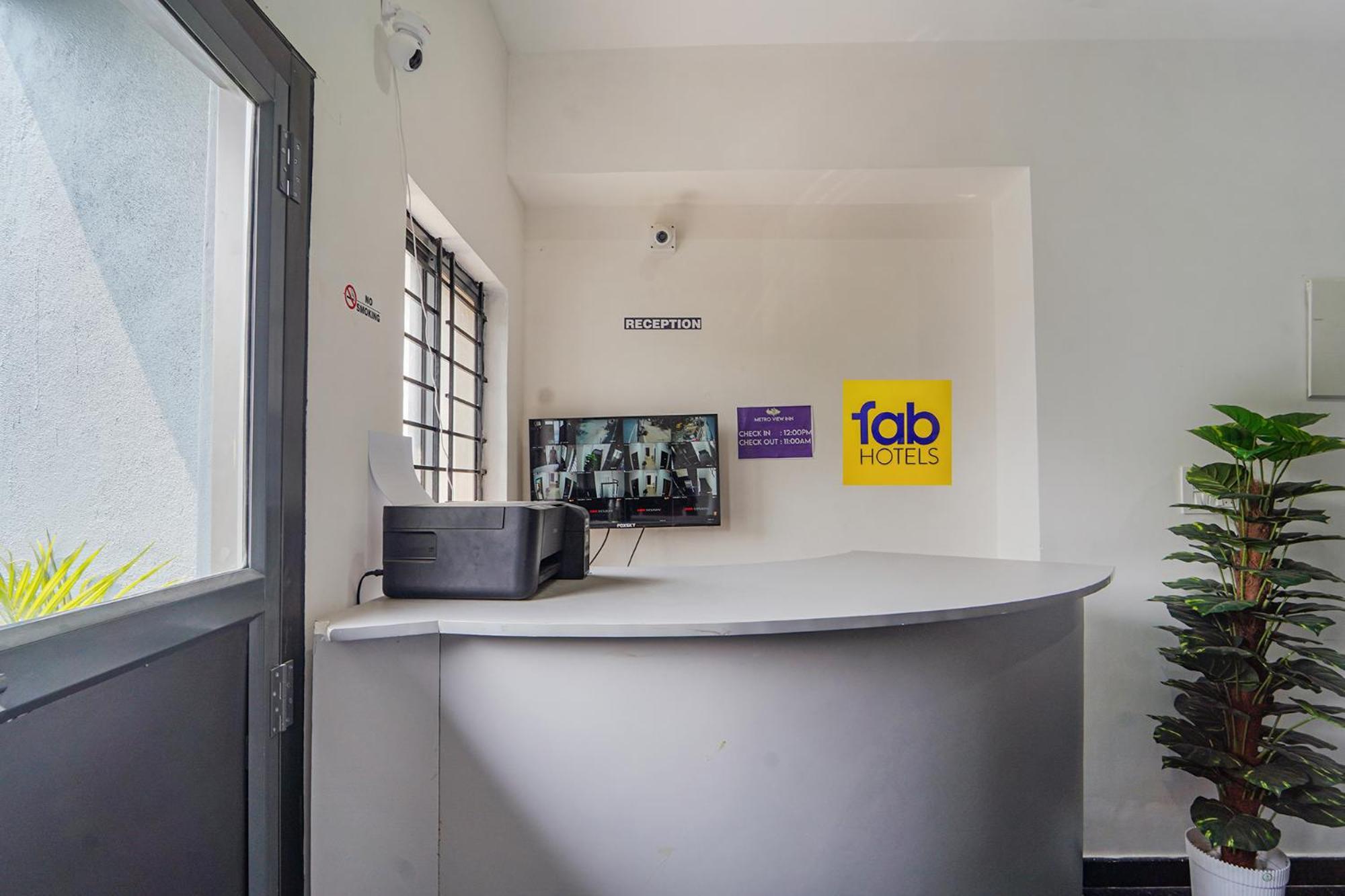 Fabhotel Metro Suites - Nr Esi Hospital Bangalore Eksteriør bilde