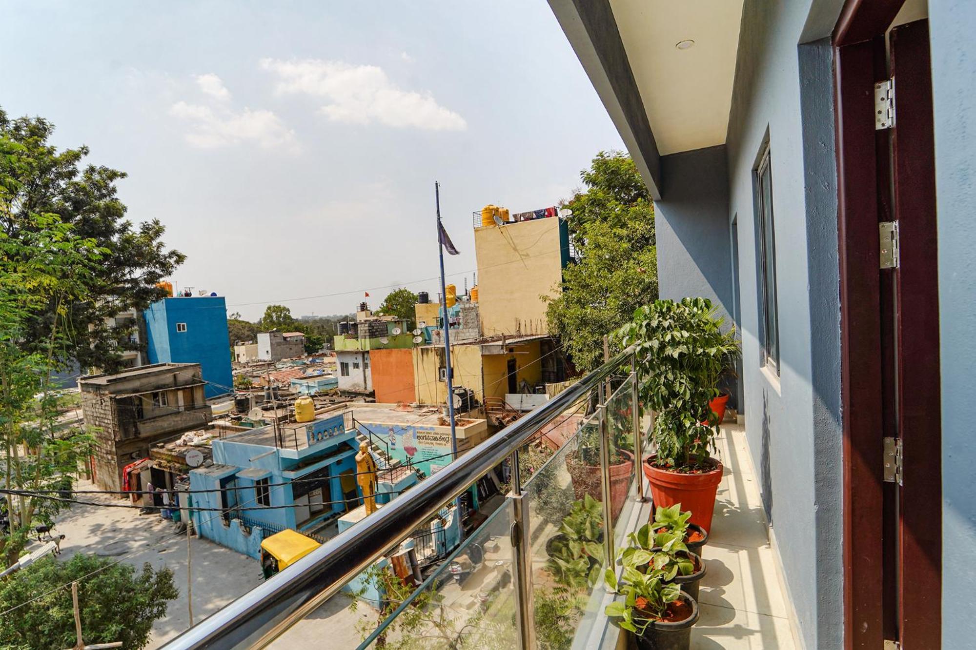 Fabhotel Metro Suites - Nr Esi Hospital Bangalore Eksteriør bilde